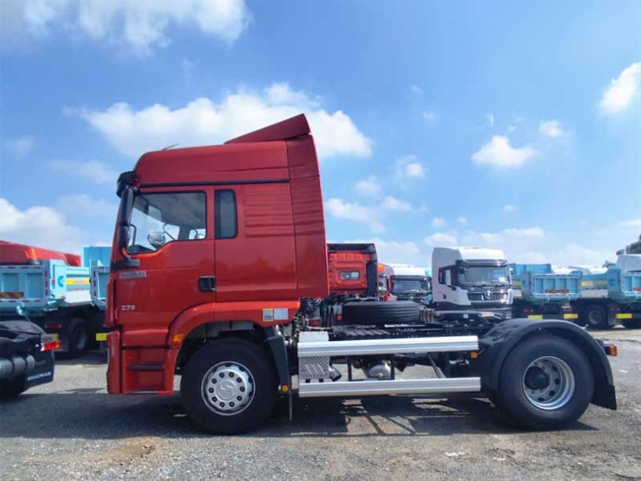 Xe đầu kéo Shacman H3000S 4X2 Weichai 270HP cầu láp
